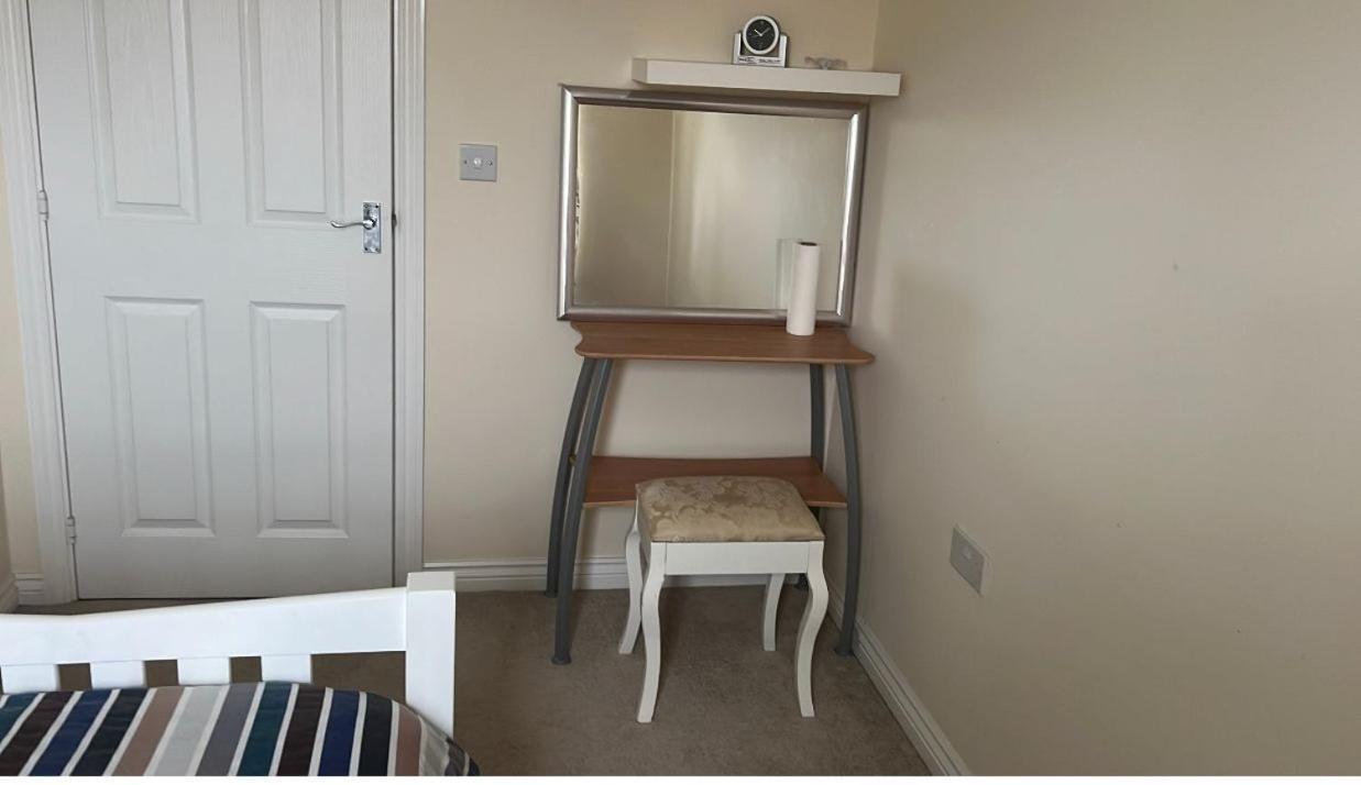 Apartamento Salimi Bridgend  Exterior foto